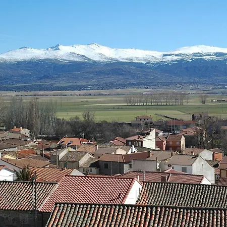 Casa Rural Reposo De Afanes * Munogalindo